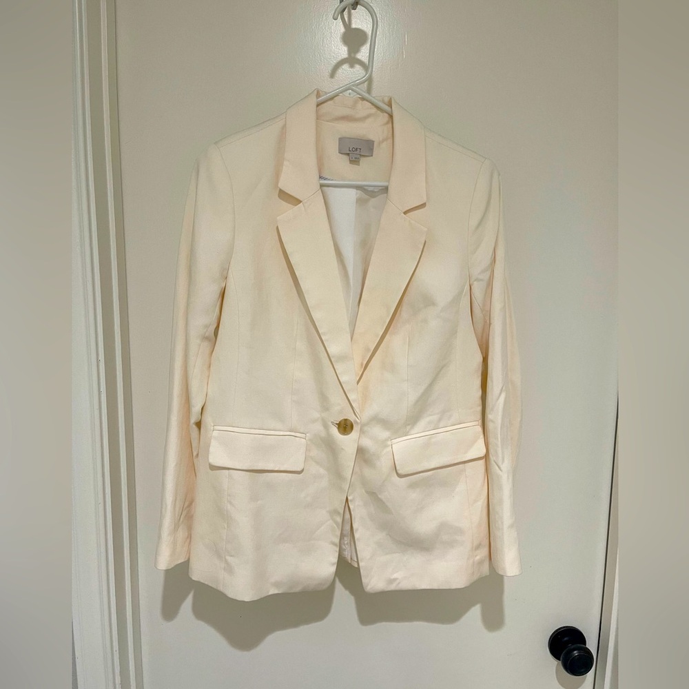 LOFT Linen Blazer